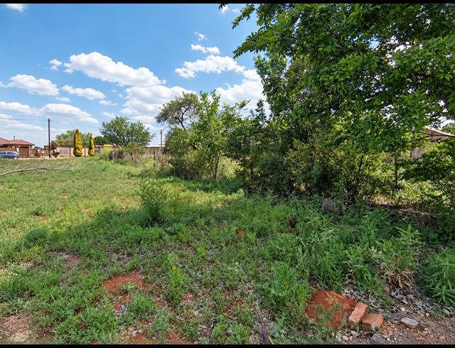 1,089M² VACANT LAND FOR SALE IN HENLEY ON KLIP